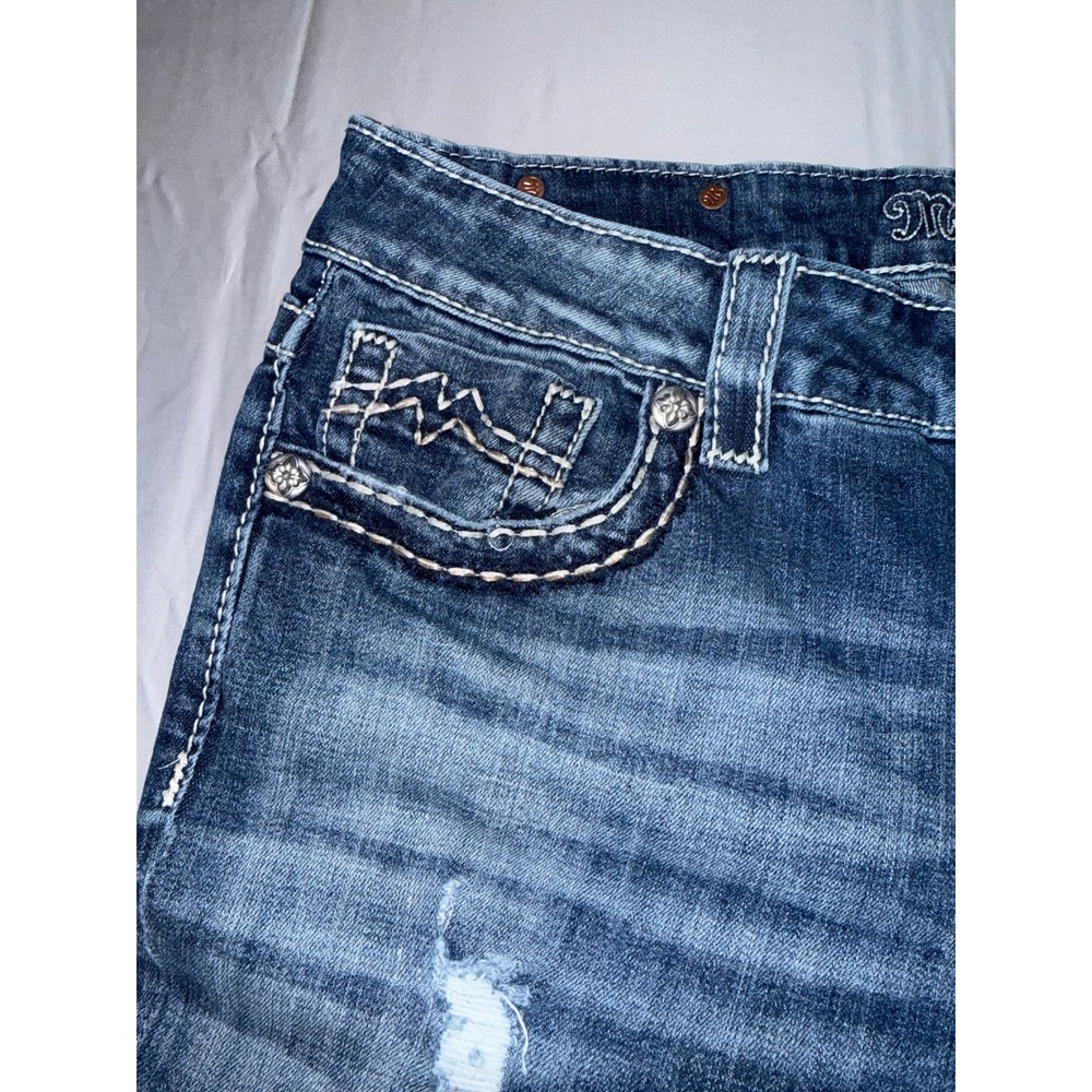 Miss Me Boyfriend Capri Jeans Medium Wash Distressed Embellished Size 30 - Picture 3 of 10
